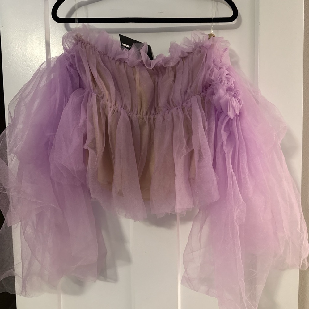 Lavender Off-Shoulder Ruffled Crop Top - Picture 3 of 4